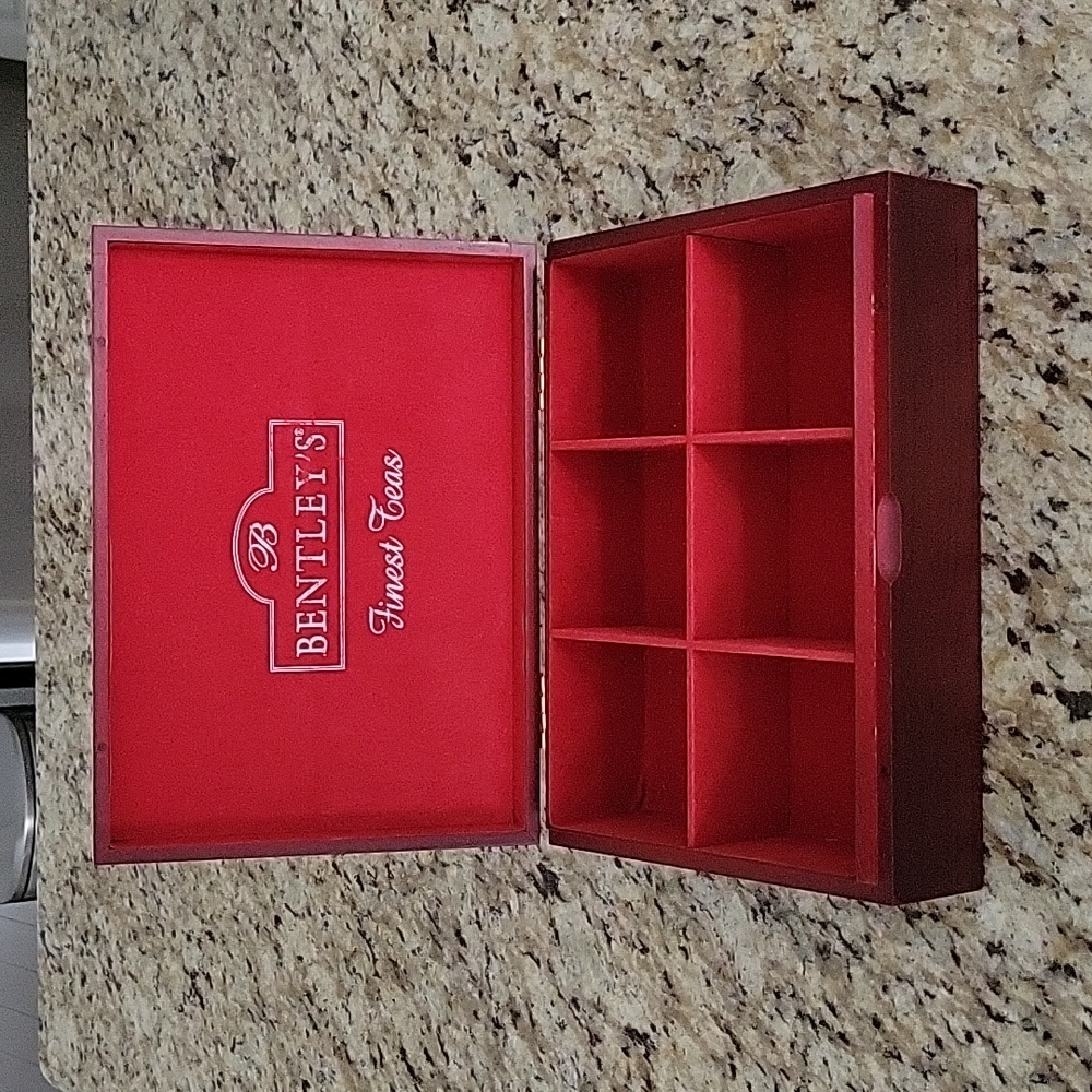 Tea storage box